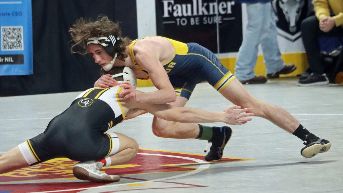 Montoursville has 4 wrestlers advancing at the state championships